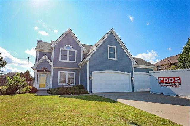 708 Cedar Ridge Dr, Raymore, MO 64083 - photo 1