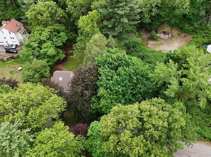 Pending $900,000 • Co-Listing Agent