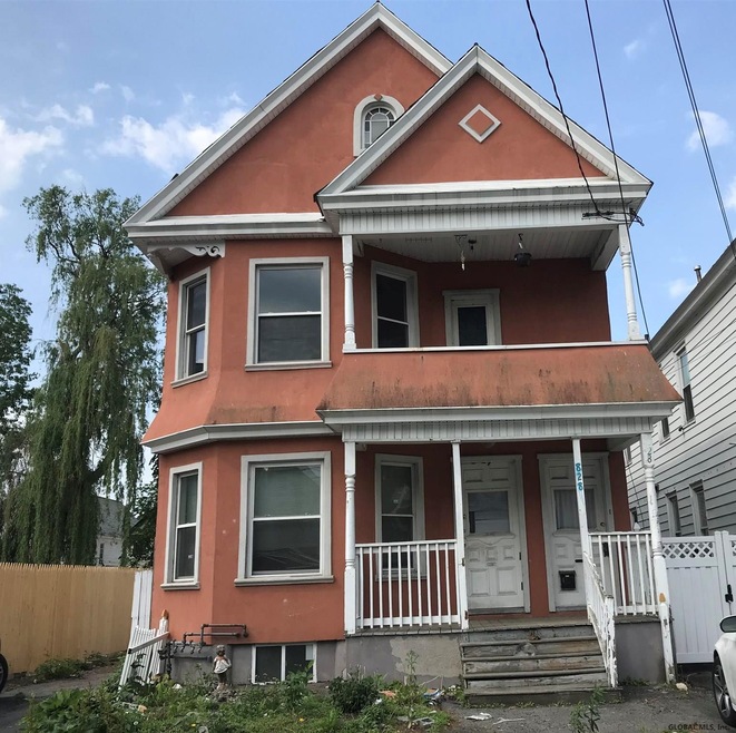 828 Lincoln Ave, Schenectady, NY 12307 - photo 1