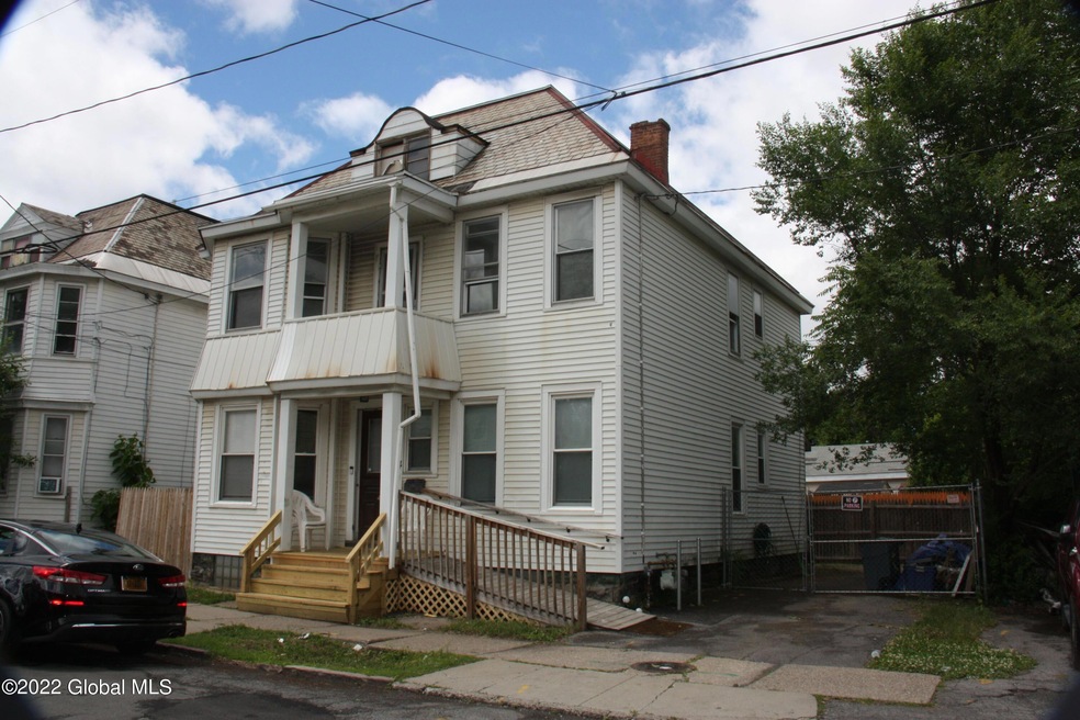 4 Hamlin St, Schenectady, NY 12307 - photo 1