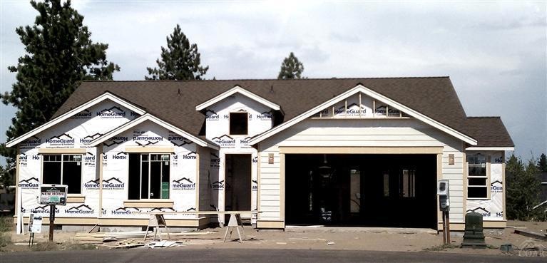 20884 Tamar Ln, Bend, OR 97702 - photo 1