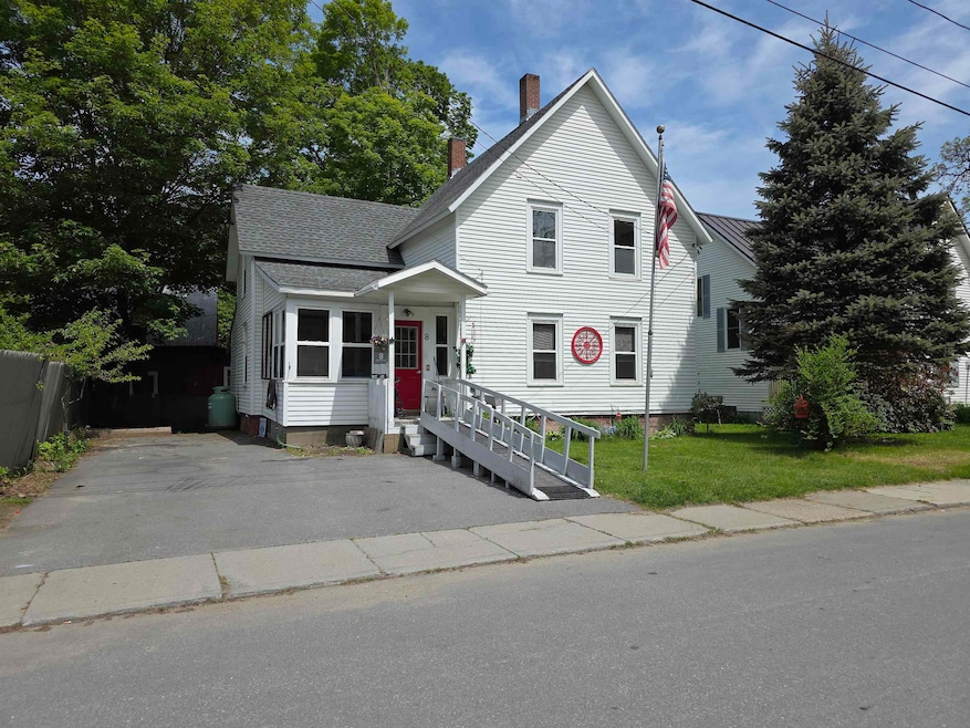 8 Center St, Springfield, VT 05156 - photo 1