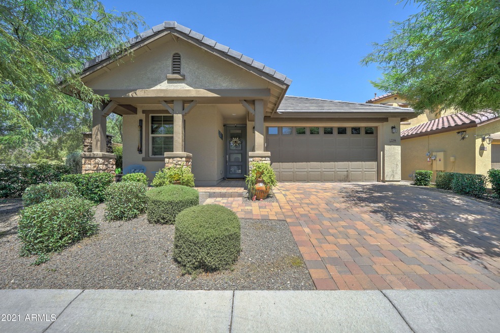 2206 E Flandreau Rd-1