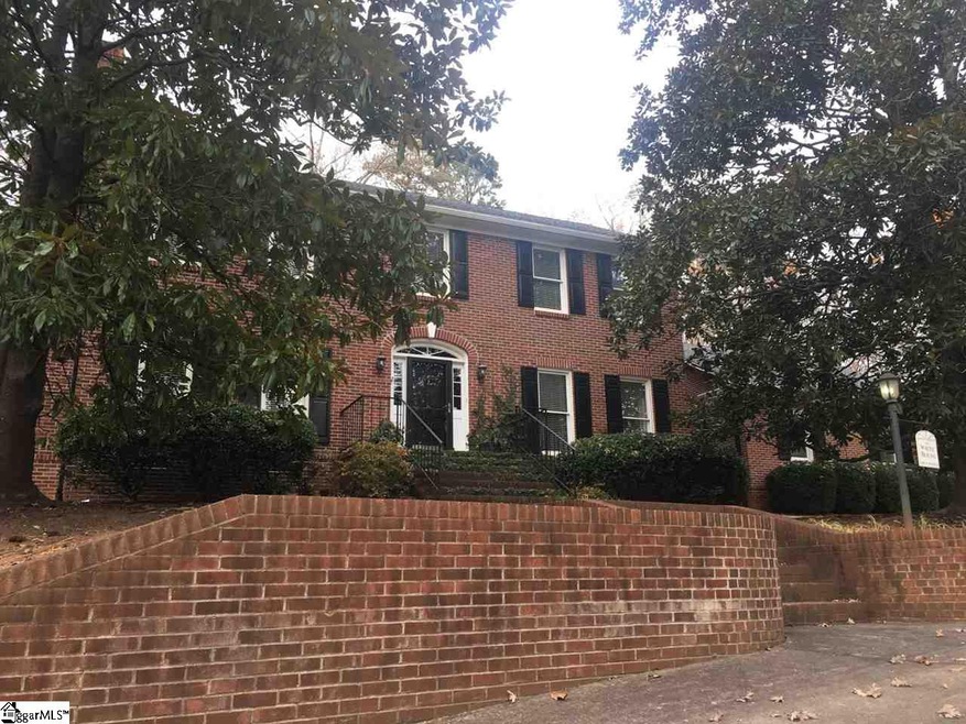 108 S Warwick Rd, Greenville, SC 29617 - photo 1