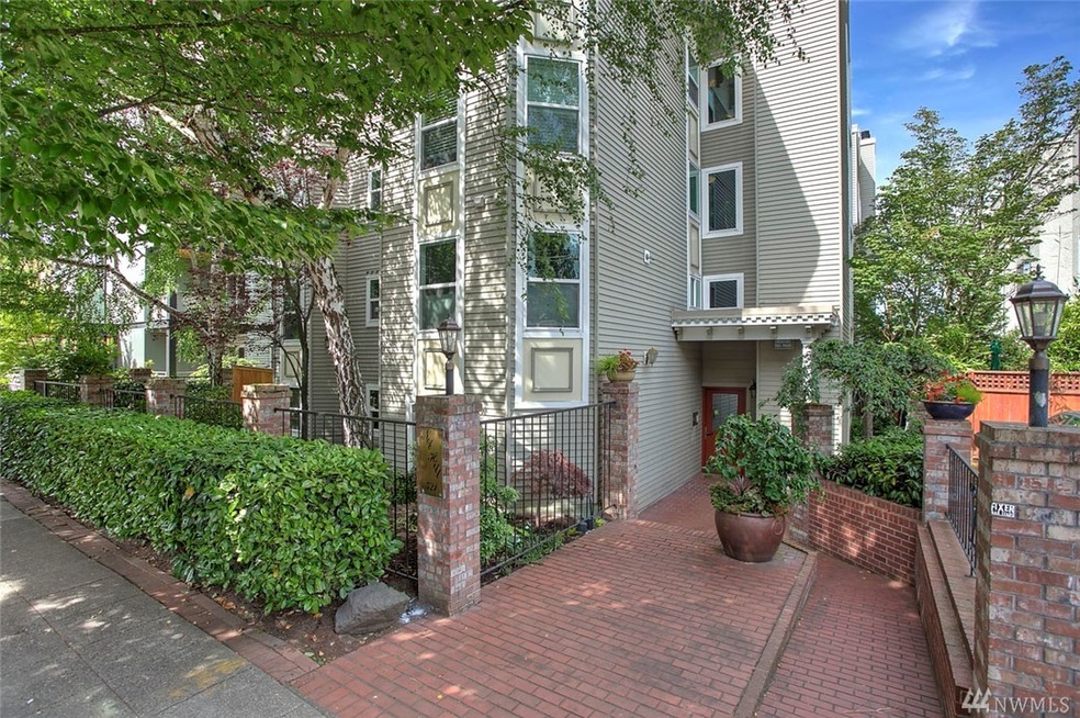 521 Summit Ave E unit 302, Seattle, WA 98102 - photo 1