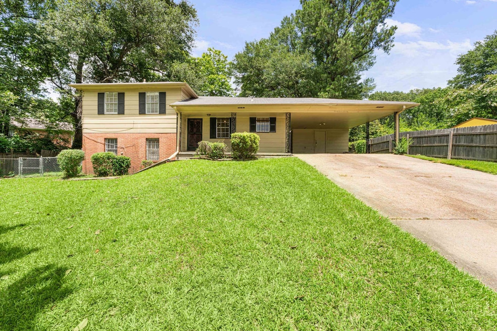 Sold $115,000 • Co-Listing Agent