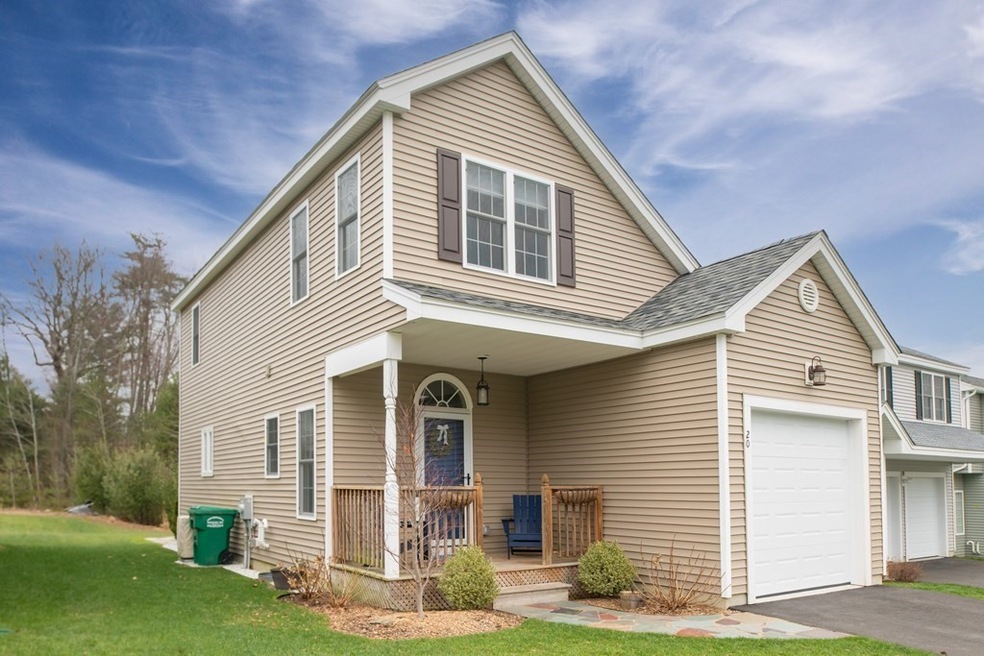 20 Hyde Park Cir, Uxbridge, MA 01569 - photo 1