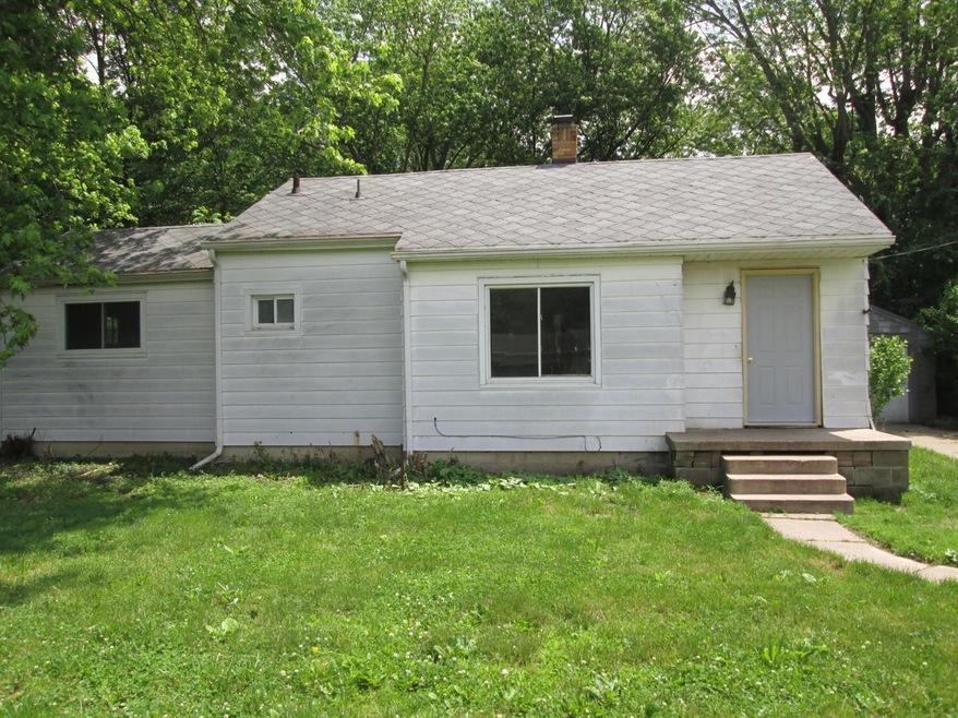 55218 Pear Rd, South Bend, IN 46628 - photo 1