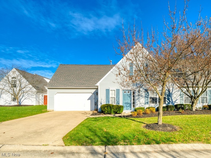 24640 Thicket Ln unit K28, Olmsted Falls, OH 44138 - photo 1