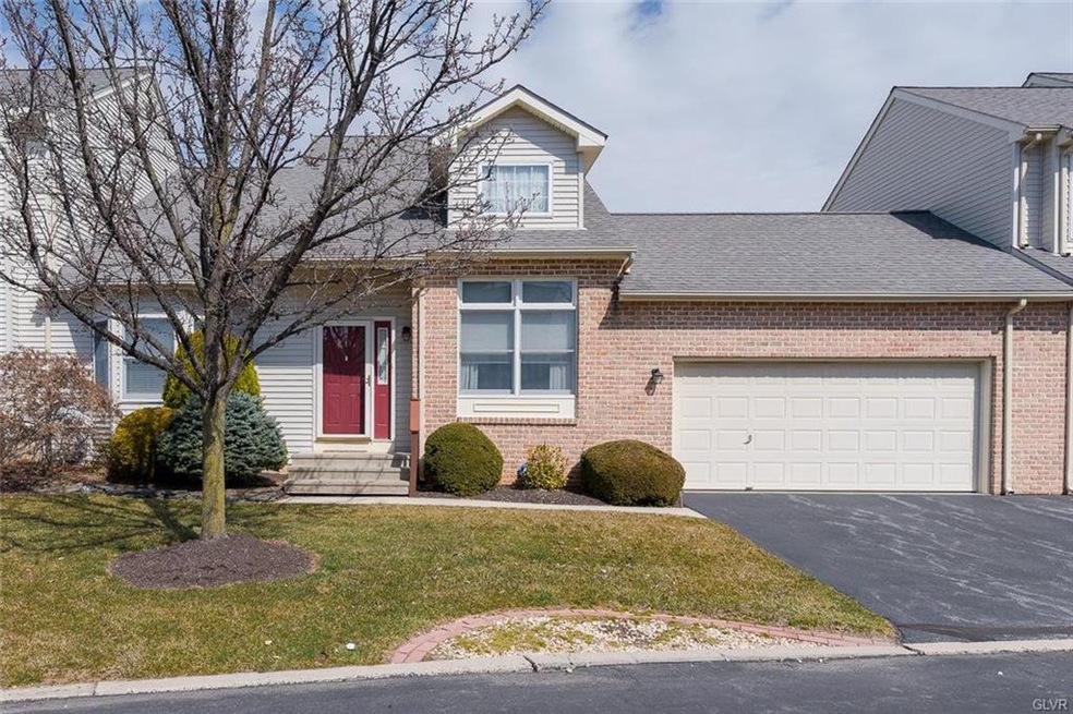 235 Ridings Cir, Macungie, PA 18062 - photo 1