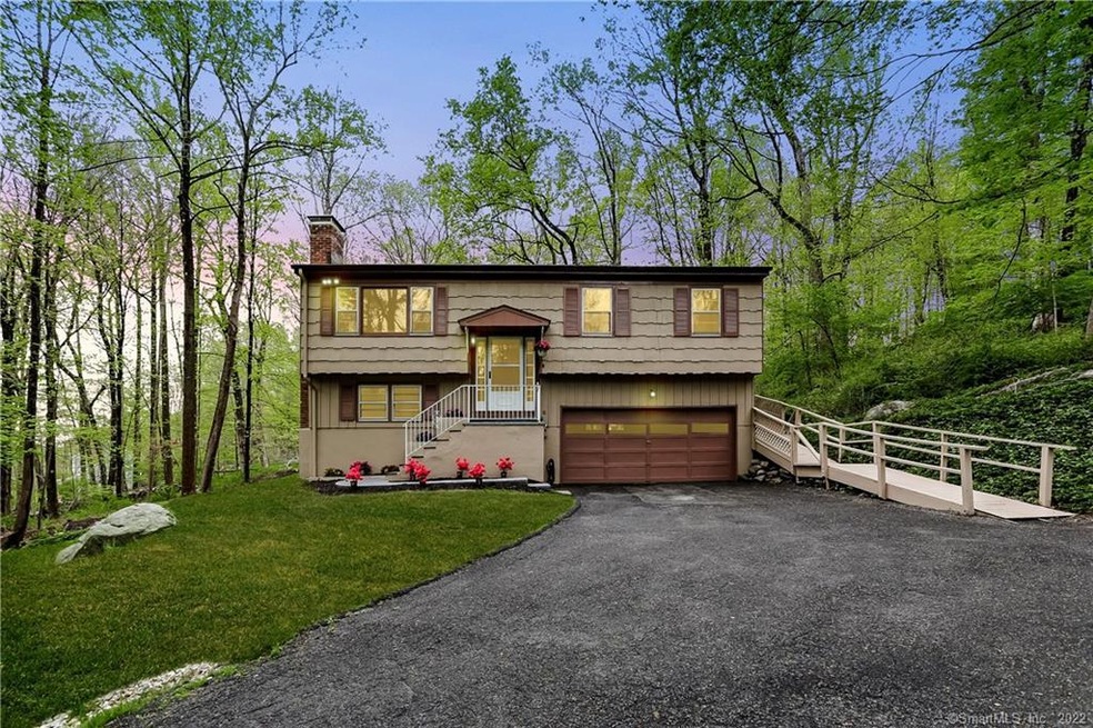 47 Richardson Dr, Ridgefield, CT 06877 - photo 1