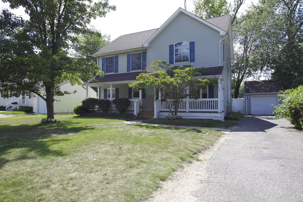 638 Hopping Rd, Belford, NJ 07718 - photo 1