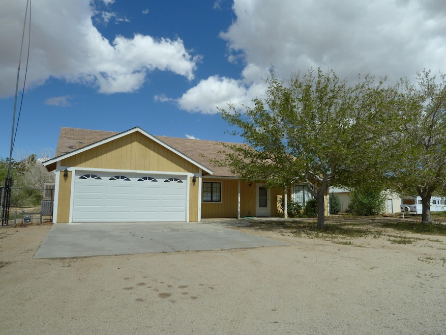 3721 Stetson Ave, Rosamond, CA 93560 - photo 1