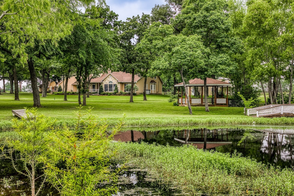 34410 Old Hempstead Rd, Magnolia, TX 77355 - photo 1