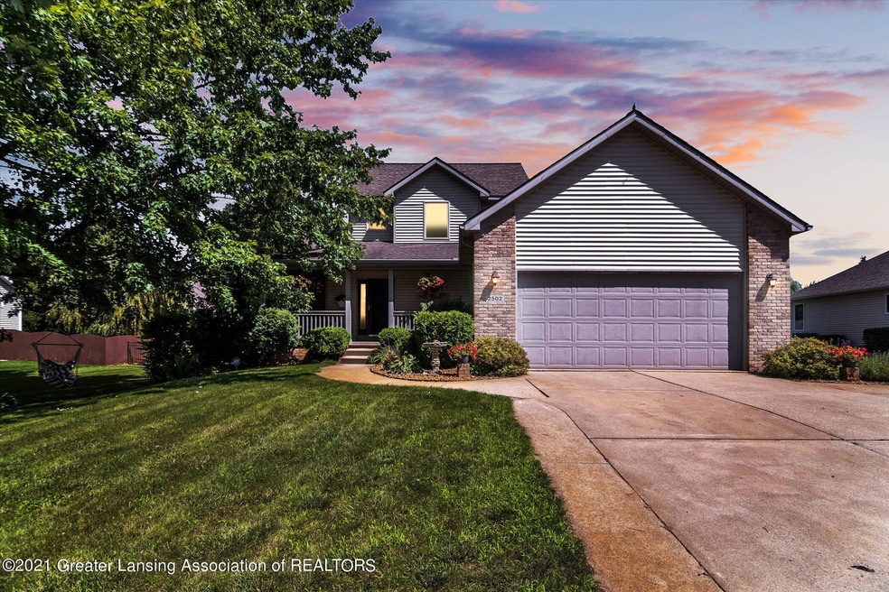 01-2502 Golfview Cir-WindowStill-Real-Es