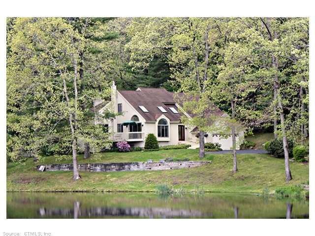 27 Carriage Dr, Burlington, CT 06013 - photo 1