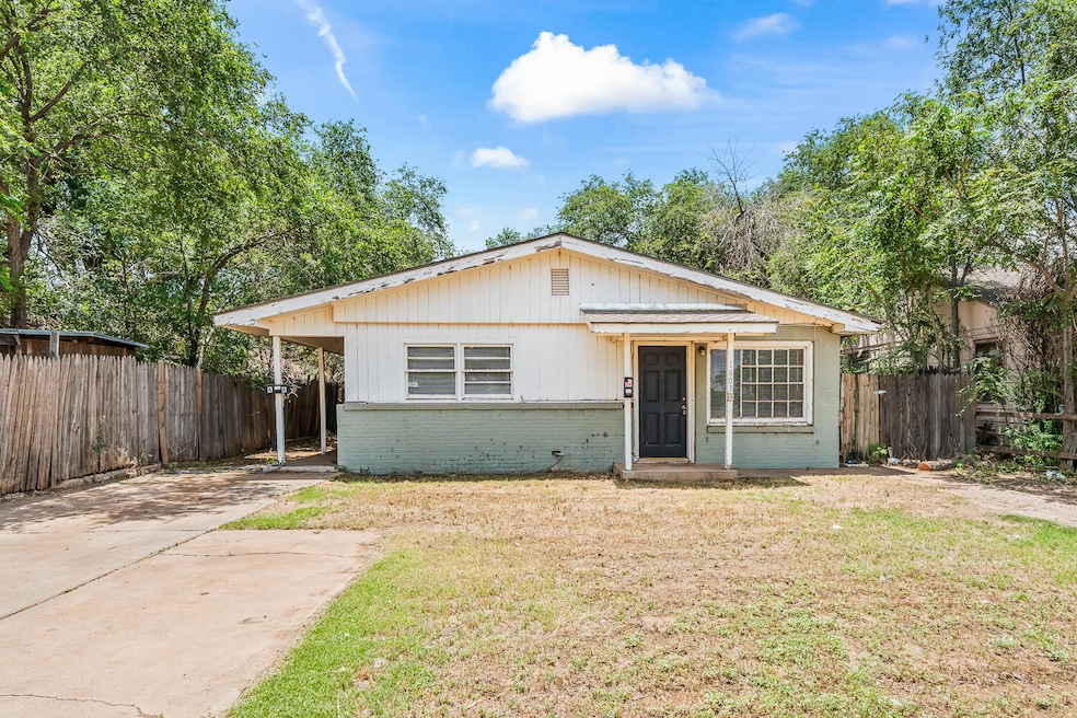 1603 27th St unit A, Lubbock, TX 79411 - photo 1