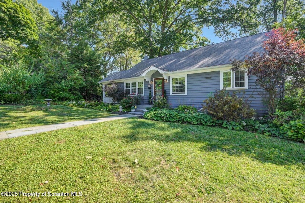 Sold $305,000 • Co-Listing Agent