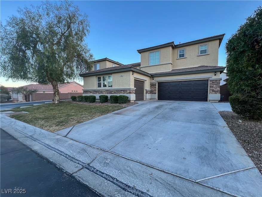 View of front of property featuring stucco siding,