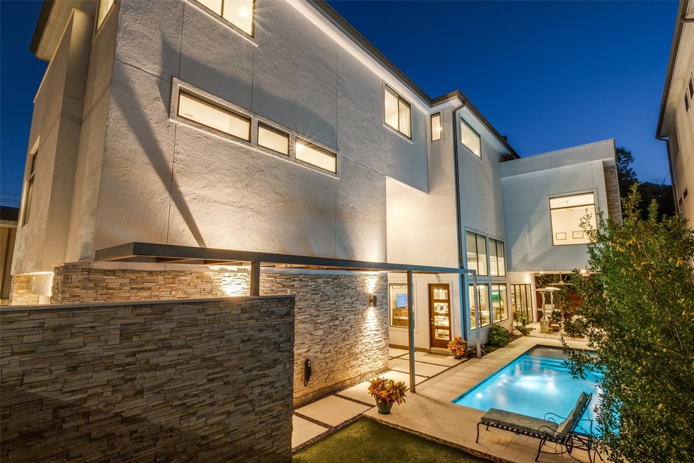 Sold • Co-Listing Agent