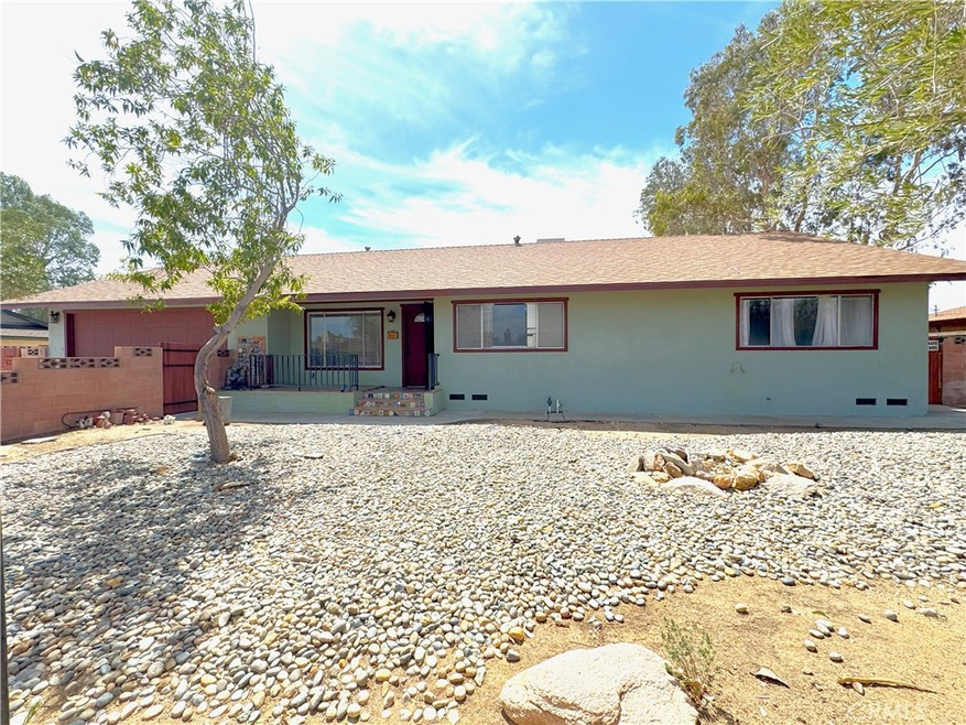 543 Weiman Ave, Ridgecrest, CA 93555 - photo 1