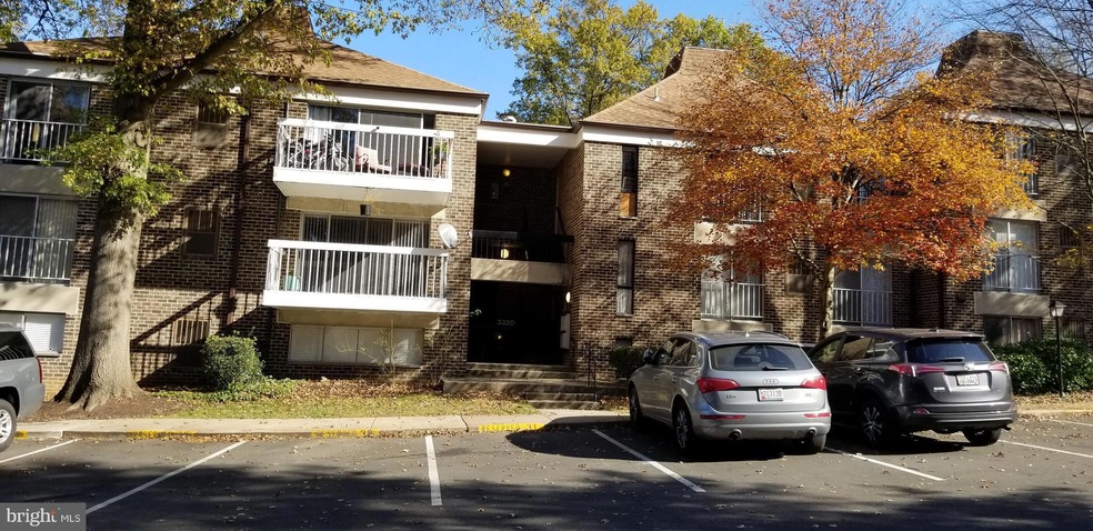 3320 Hewitt Ave unit 52, Silver Spring, MD 20906 - photo 1