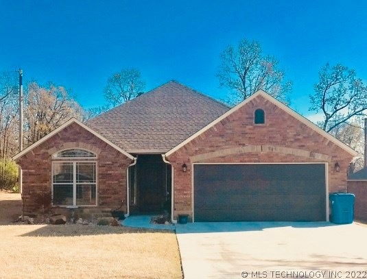 1504 E Kiowa Ave, McAlester, OK 74501 - photo 1