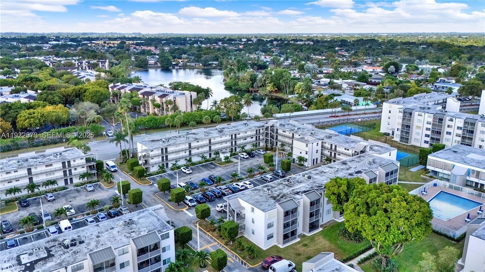 14195 SW 87th St unit B115, Miami, FL 33183 - photo 1