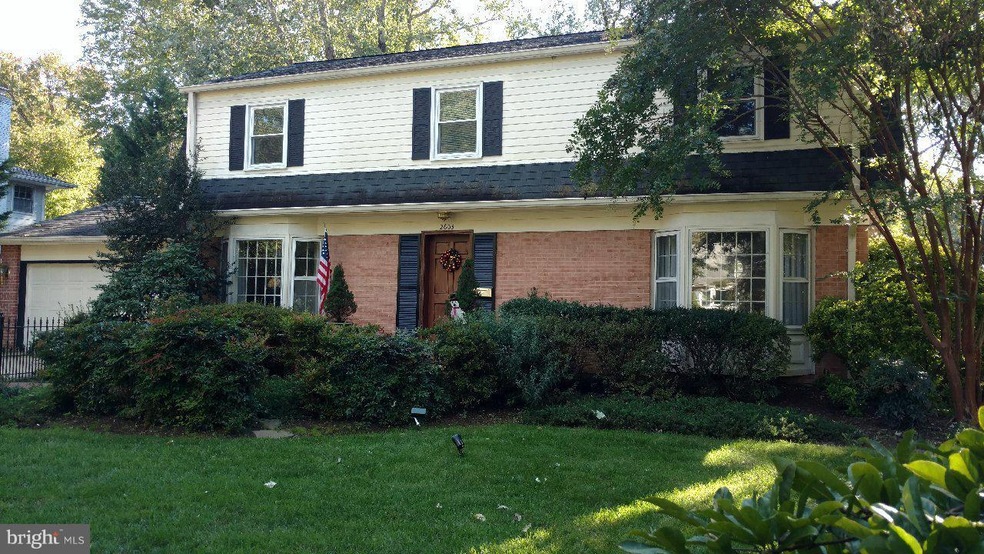 2605 Londonderry Rd, Alexandria, VA 22308 - photo 1