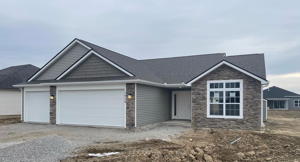 7926 Luna Way, Fort Wayne, IN 46835 - photo 1