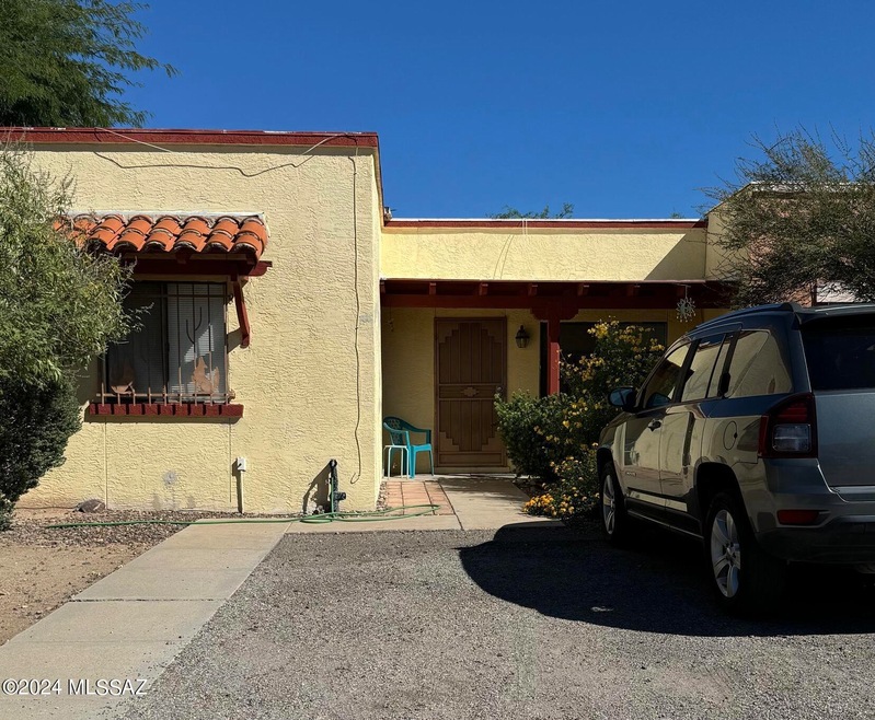 2763 S Oakenshield Way, Tucson, AZ 85730 - photo 1