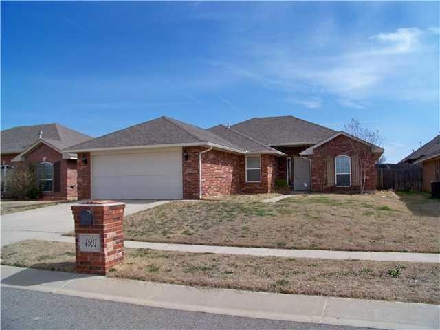 4501 Osprey Dr, Norman, OK 73072 - photo 1