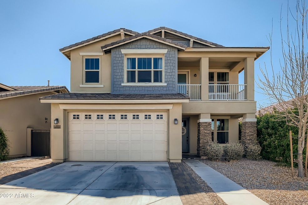 01 Exterior Front