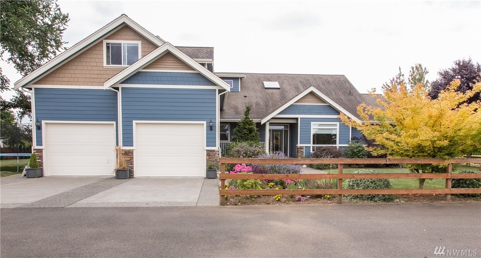 888 E Hemmi Rd, Bellingham, WA 98226 - photo 1