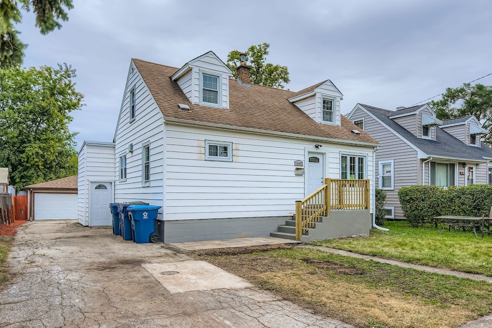 14827 Kenneth Ave, Midlothian, IL 60445 - photo 1