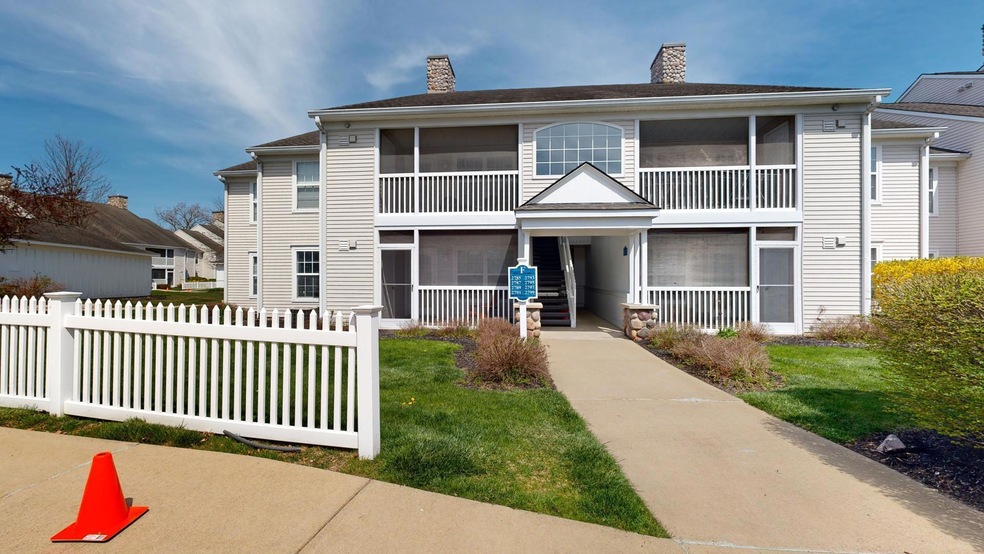 2789 S Knightsbridge Cir unit 59, Ann Arbor, MI 48105 - photo 1