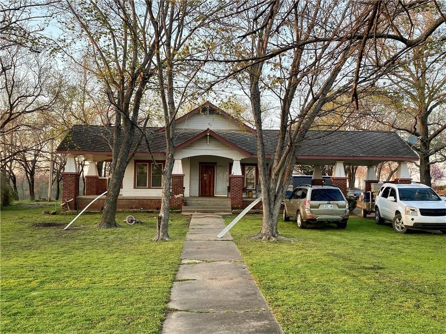 379036 E 990 Rd, Okemah, OK 74859 - photo 1