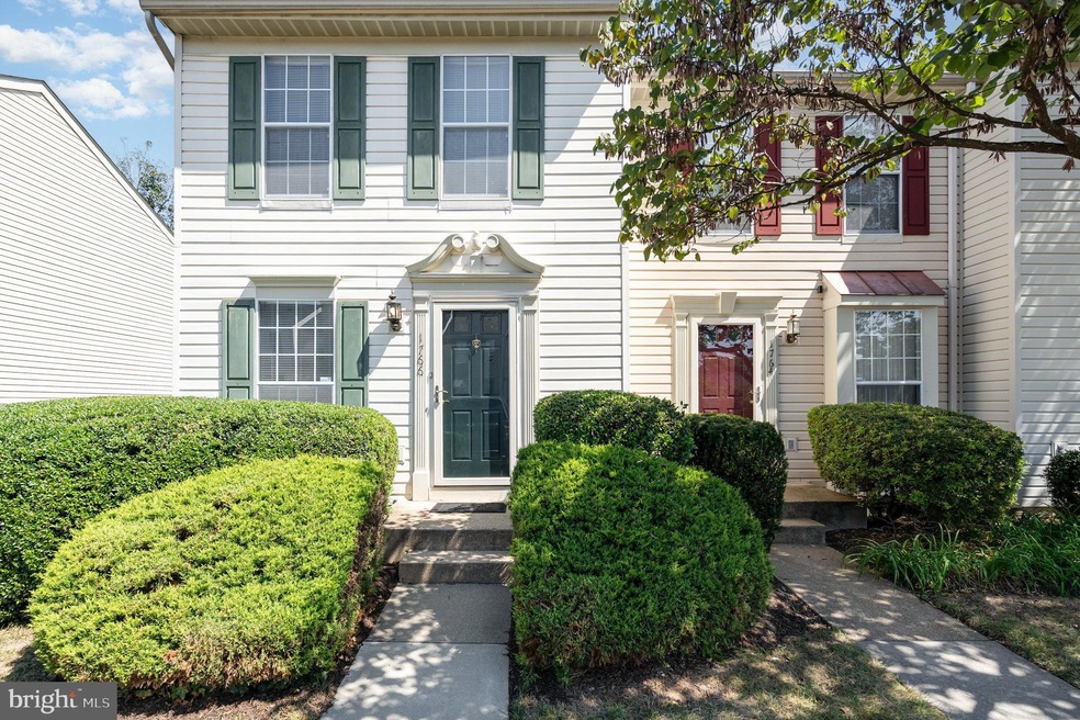 1766 Tiger Lily Cir, Woodbridge, VA 22192 - photo 1