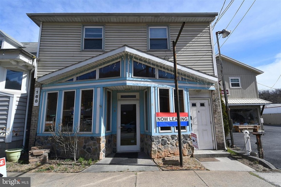 168 N Washington St unit 100, Berkeley Springs, WV 25411 - photo 1