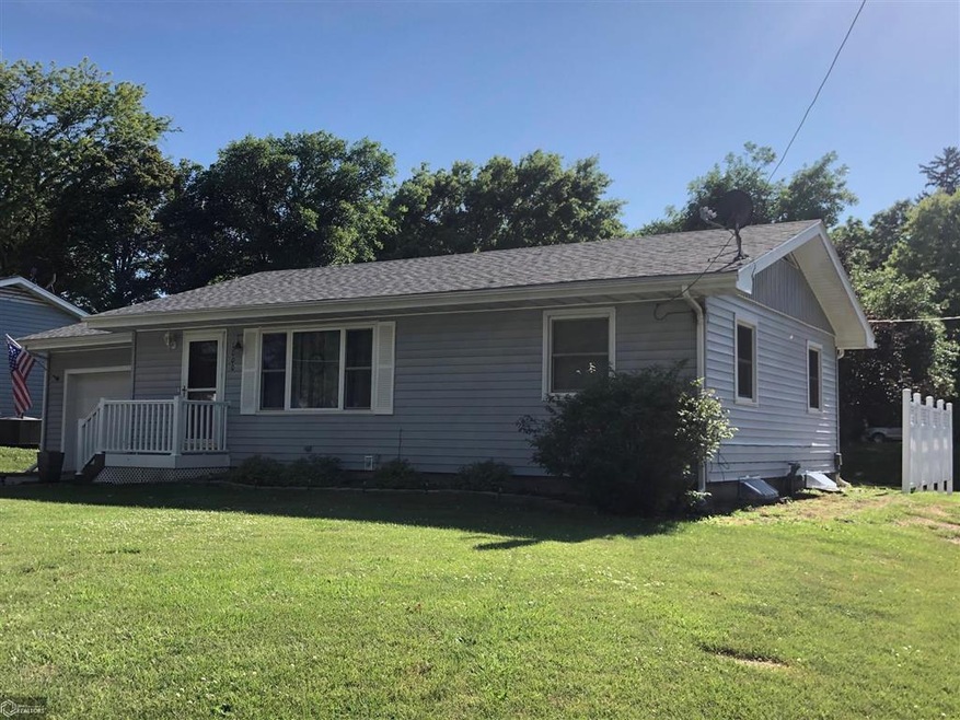 1000 Harrison St, Shenandoah, IA 51601 - photo 1