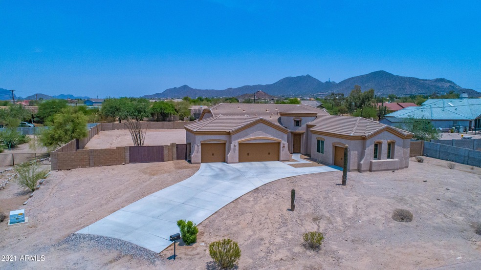 7818 E Coronado Rd (43 of 46)
