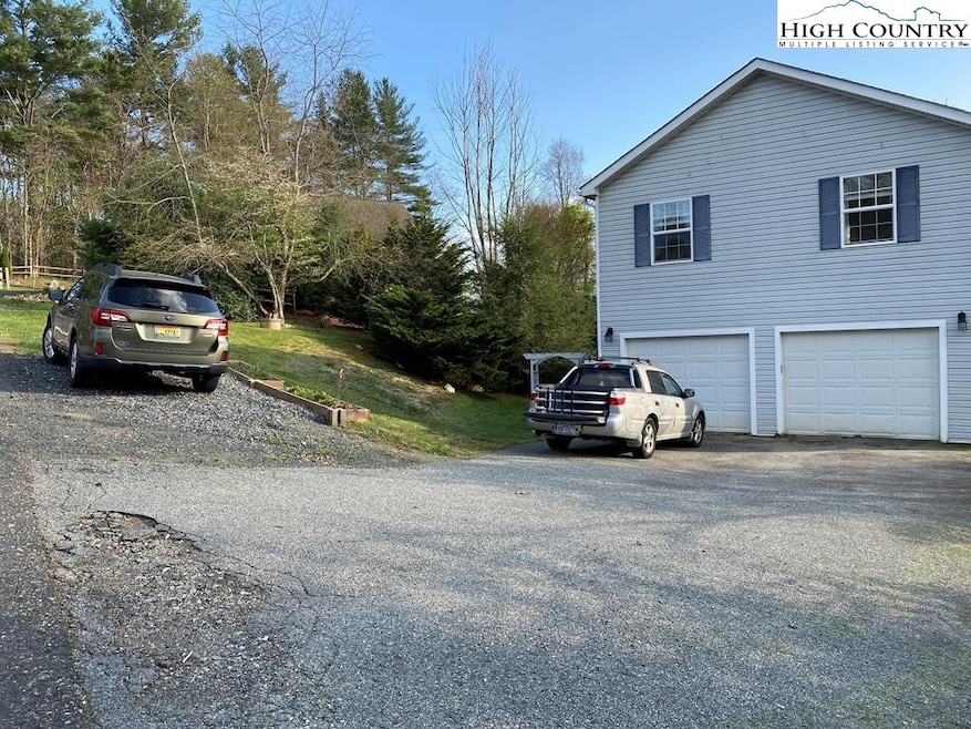 For Rent $1,200/month