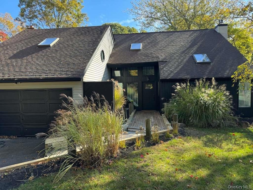 14 Beverly Ct, Moriches, NY 11955 - photo 1