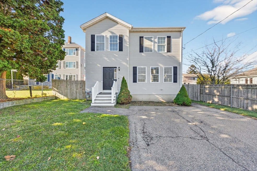 321 King St, Fall River, MA 02724 - photo 1