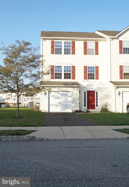 177 S Savanna Dr, Pottstown, PA 19465 - photo 1