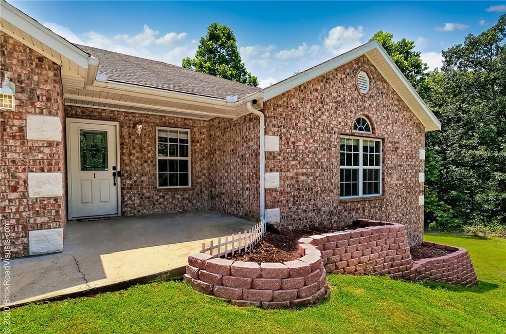 1 Sandhurst Dr, Bella Vista, AR 72714 - photo 1