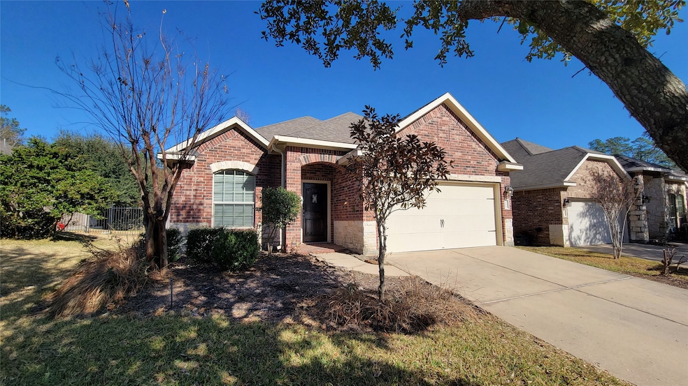 122 Black Swan Place, Magnolia, TX 77354 - photo 1