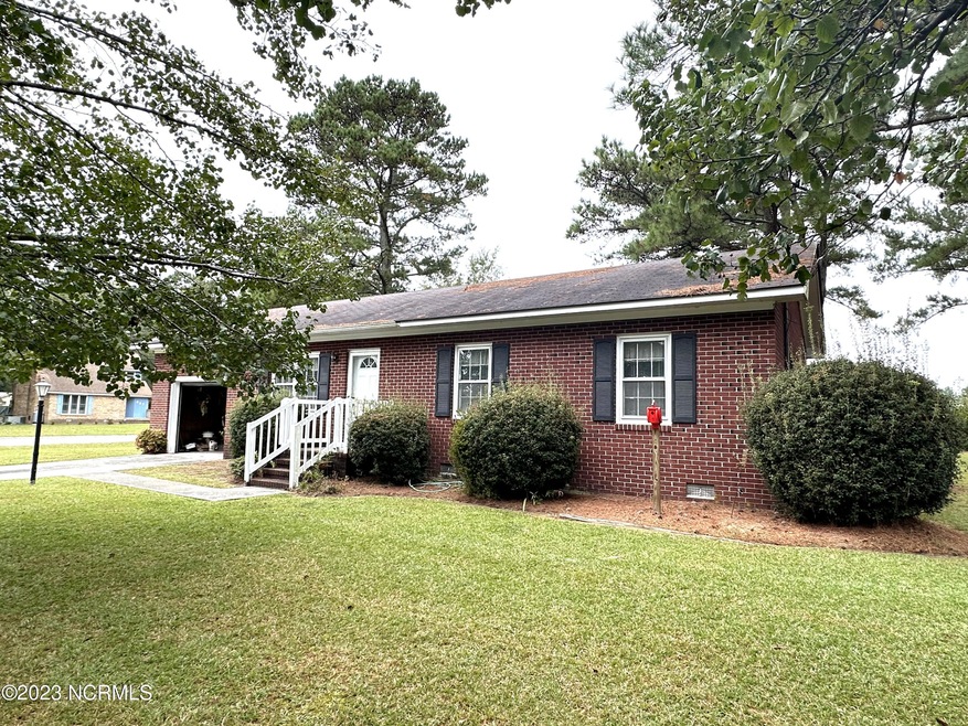 220 W. Cavenaugh St - Wallace