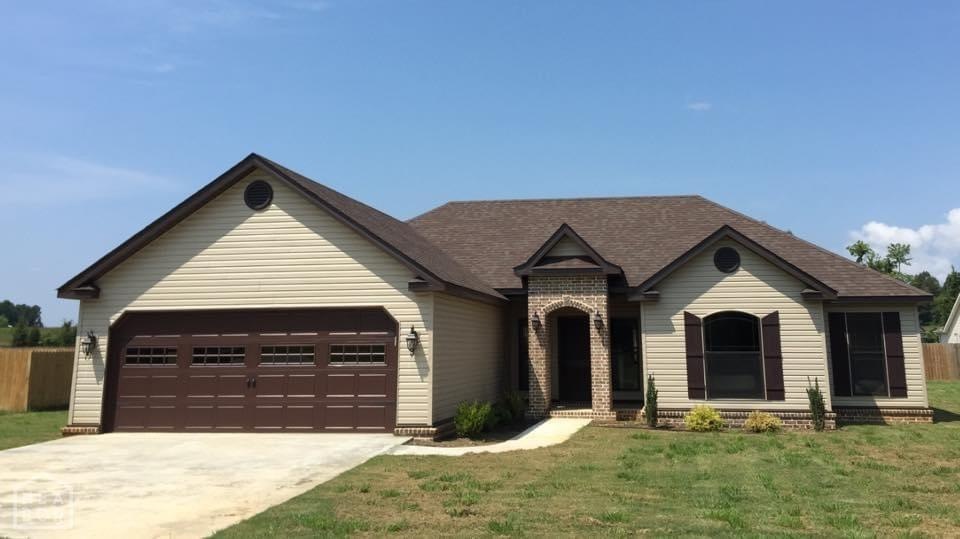 205 Elizabeth Ann, Paragould, AR 72450 - photo 1