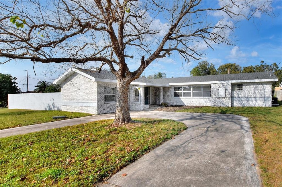 1481 Avenue F NE, Winter Haven, FL 33881 - photo 1